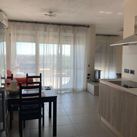 Bovisa New Apartment Milan Bagian luar foto