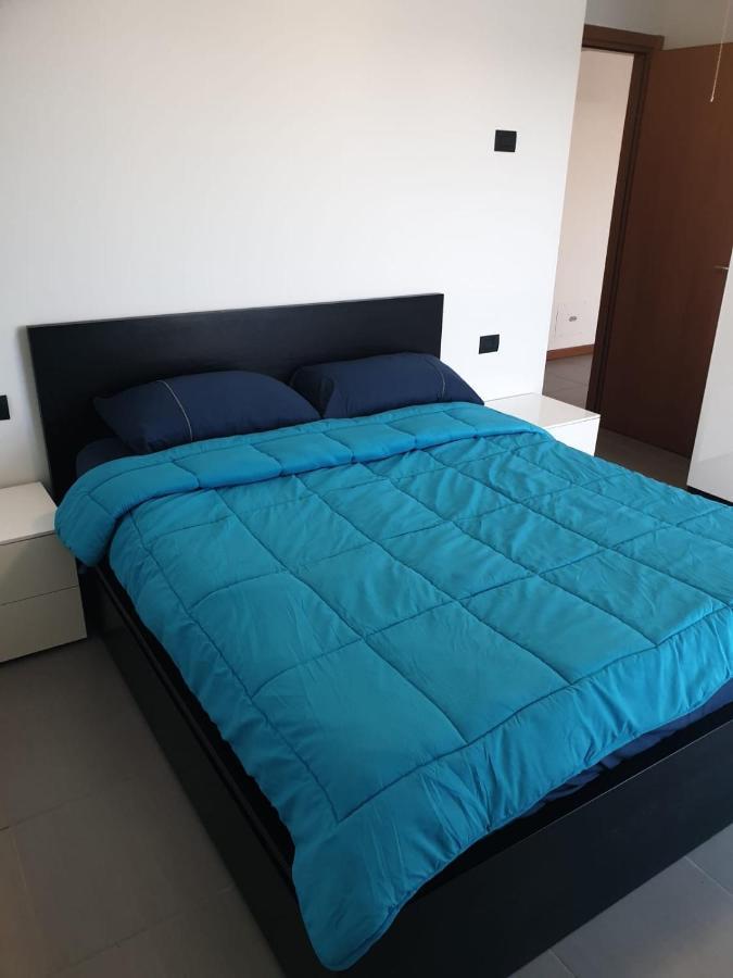Bovisa New Apartment Milan Bagian luar foto