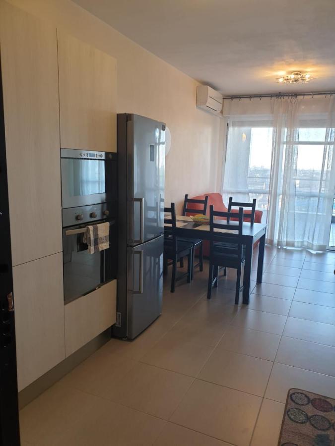 Bovisa New Apartment Milan Bagian luar foto
