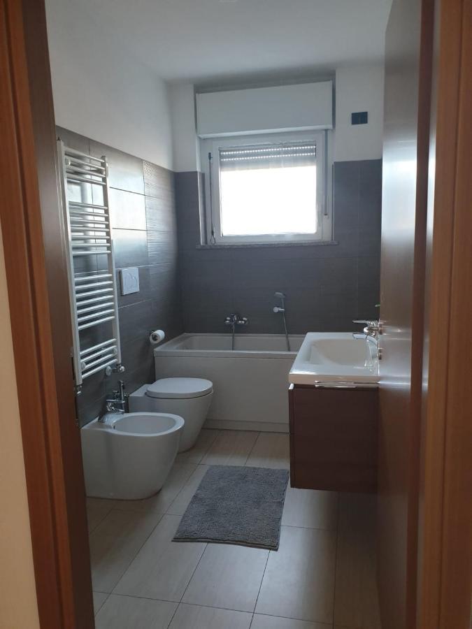 Bovisa New Apartment Milan Bagian luar foto